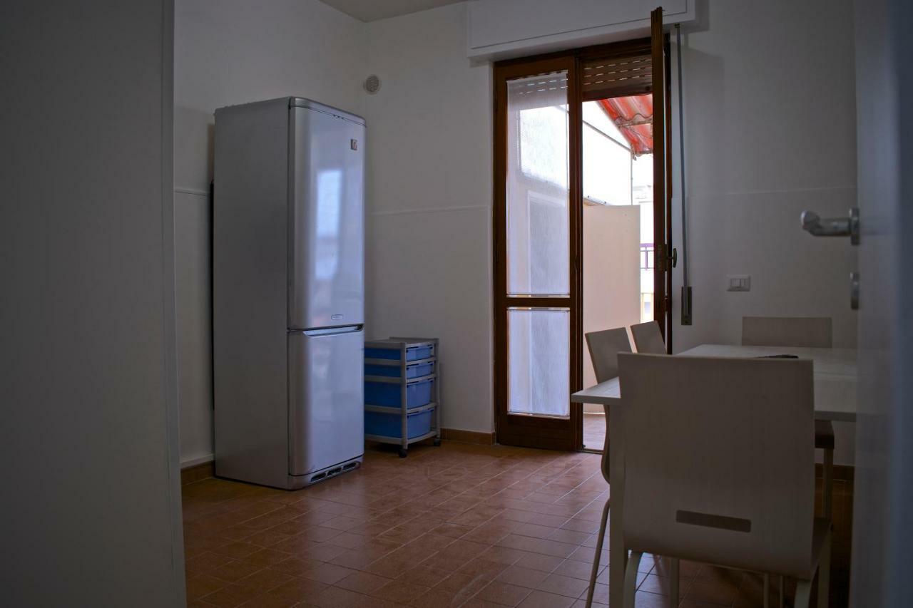 Il Piccolo Attico In Centro Apartment Pozzallo Exterior foto